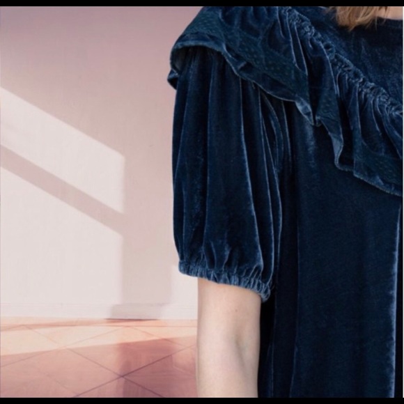 Gorgeous POL Velvet Midnight Blue Ruffle Top - Picture 3 of 3